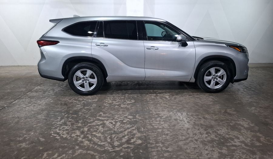 Toyota Highlander 3.5 LE AUTO Suv 2020