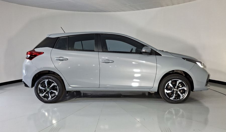 Toyota Yaris 1.5 S CVT Hatchback 2023
