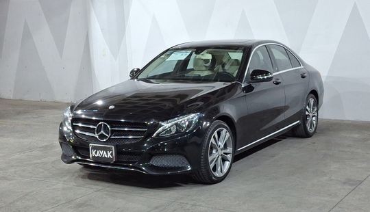 Mercedes Benz • Clase C