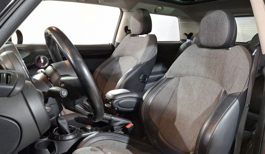 Mini Cooper 1.5 COOPER CHILI AT Hatchback 2017