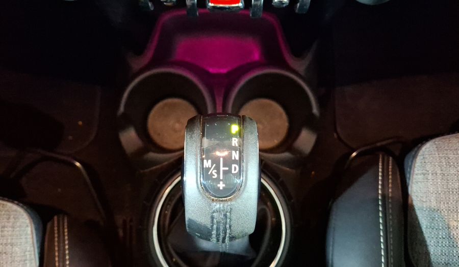 Mini Cooper 1.5 COOPER CHILI AT Hatchback 2017