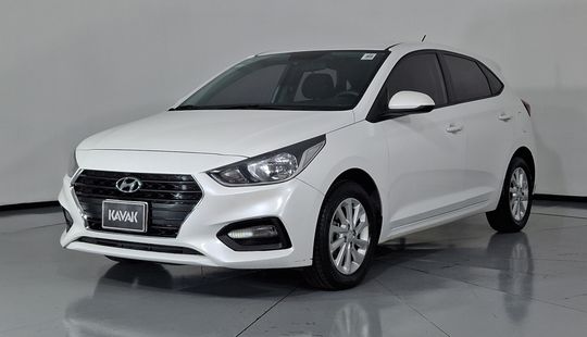 Hyundai • Accent