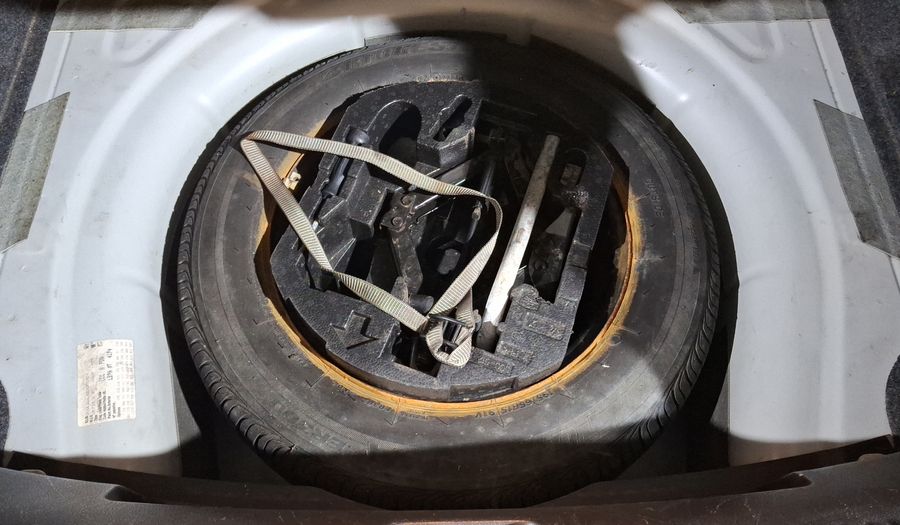 Volkswagen Jetta 2.5 SPORT PAQUETE NAVEGA TECHO TIPTRONIC Sedan 2014