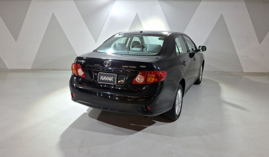 Toyota Corolla 1.8 XLE AT Sedan 2010