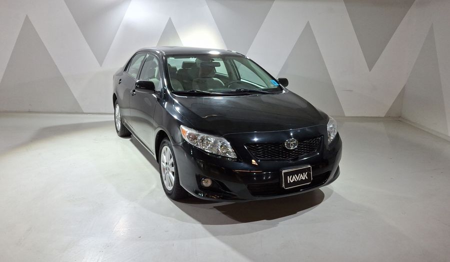 Toyota Corolla 1.8 XLE AT Sedan 2010