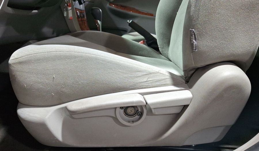 Toyota Corolla 1.8 XLE AT Sedan 2010