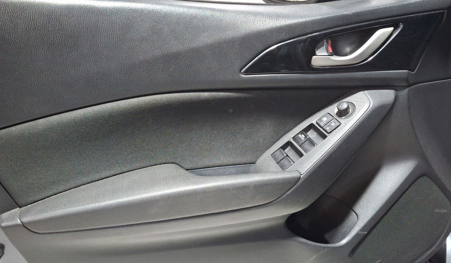 Mazda 3 2.0 SEDAN I TOURING TA Sedan 2016