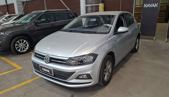 Volkswagen • Polo