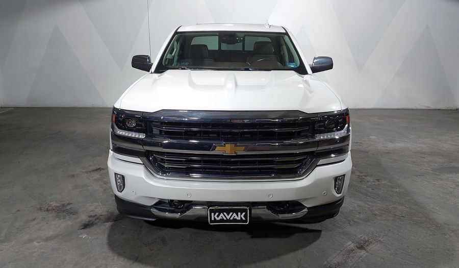 Chevrolet Cheyenne 6.2 2500 CHEYENNE CREW CAB G AT 4WD Pickup 2018