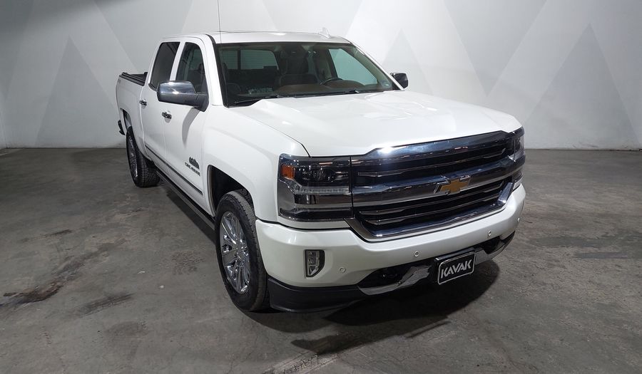 Chevrolet Cheyenne 6.2 2500 CHEYENNE CREW CAB G AT 4WD Pickup 2018