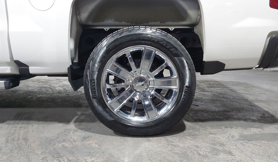 Chevrolet Cheyenne 6.2 2500 CHEYENNE CREW CAB G AT 4WD Pickup 2018