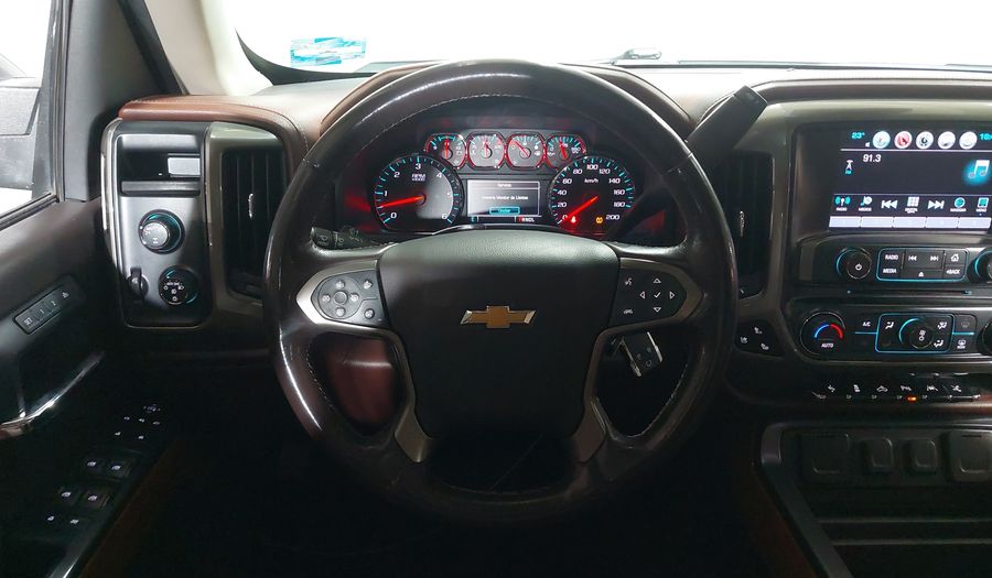 Chevrolet Cheyenne 6.2 2500 CHEYENNE CREW CAB G AT 4WD Pickup 2018