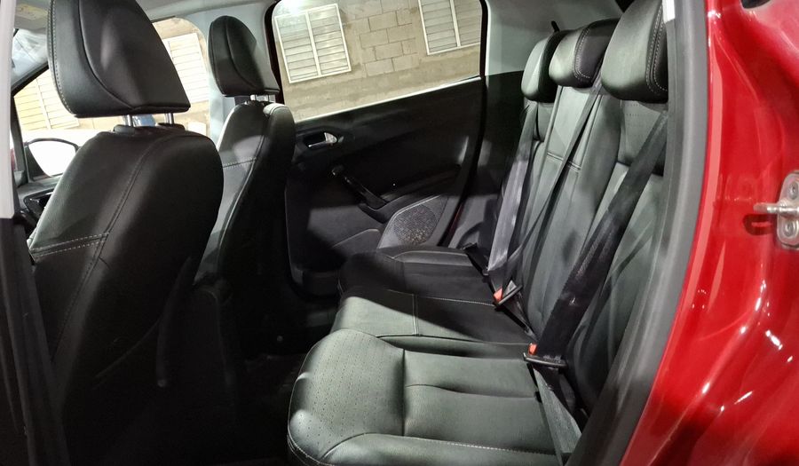 Peugeot 208 1.6 FELINE AT Hatchback 2015