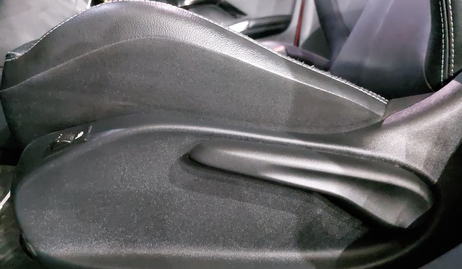 Peugeot 208 1.6 FELINE AT Hatchback 2015