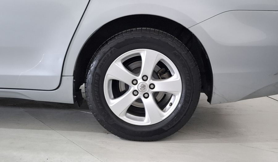 Toyota Sienna 3.5 CE AT Minivan 2015