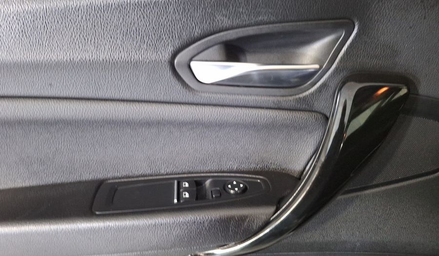 Bmw Serie 1 2.0 120IA SPORT LINE AUTO Hatchback 2018