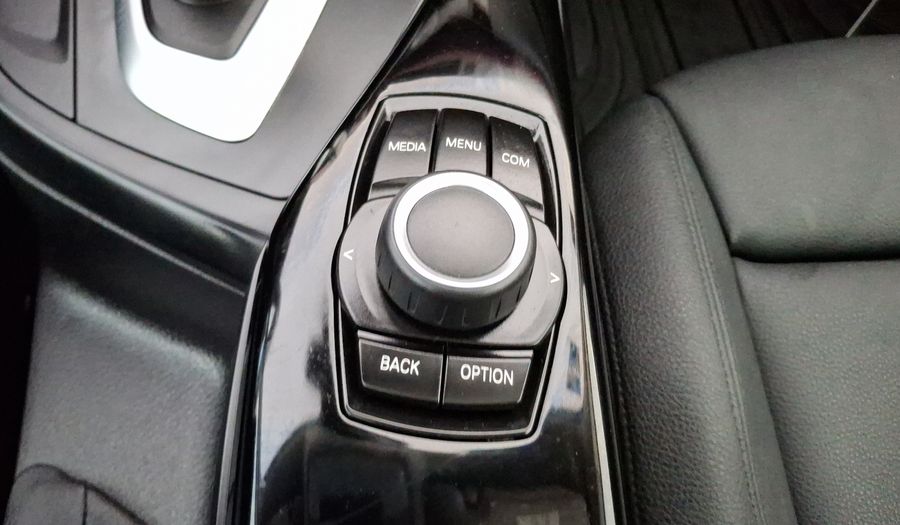 Bmw Serie 1 2.0 120IA SPORT LINE AUTO Hatchback 2018