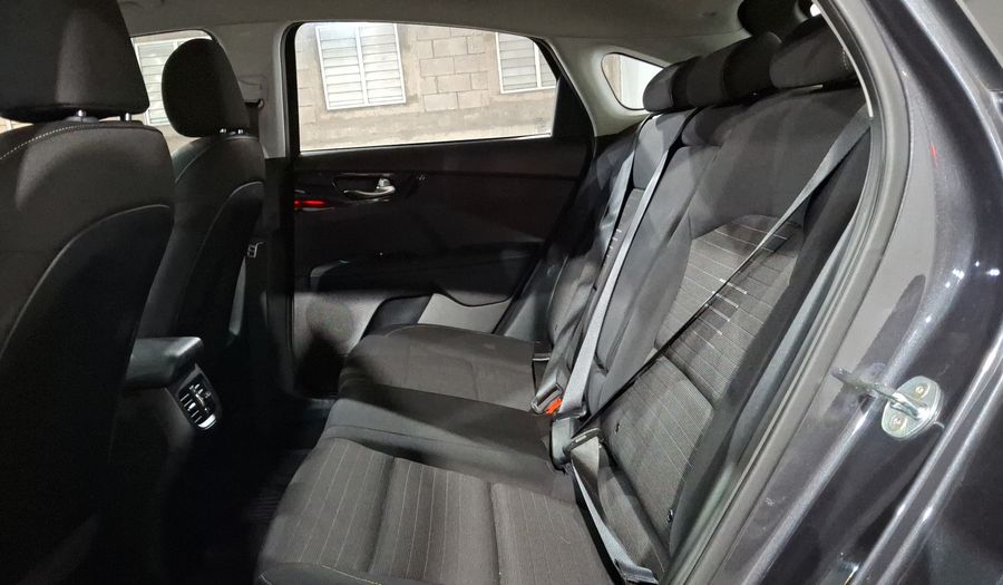 Kia Forte 2.0 EX Hatchback 2021