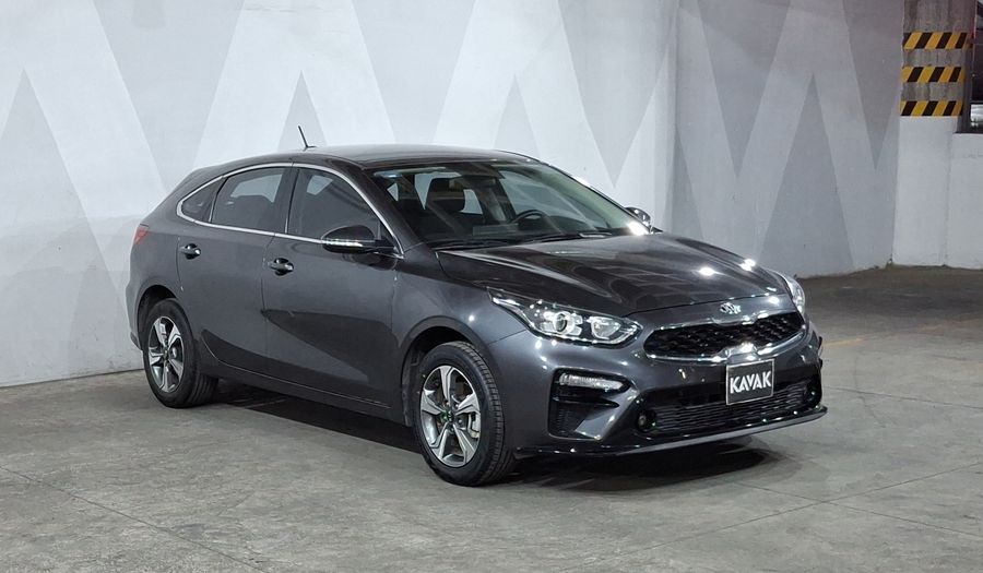 Kia Forte 2.0 EX Hatchback 2021