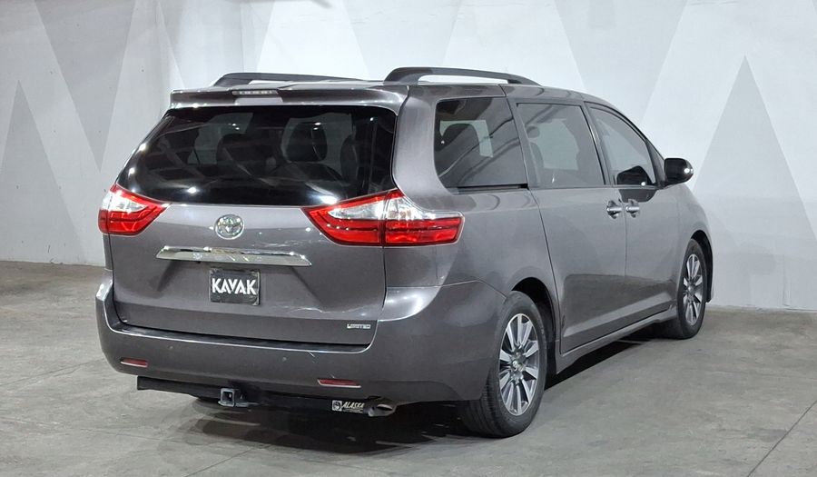 Toyota Sienna 3.5 LIMITED AT Minivan 2018