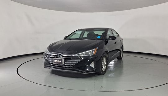 Hyundai • Elantra