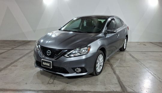Nissan • Sentra