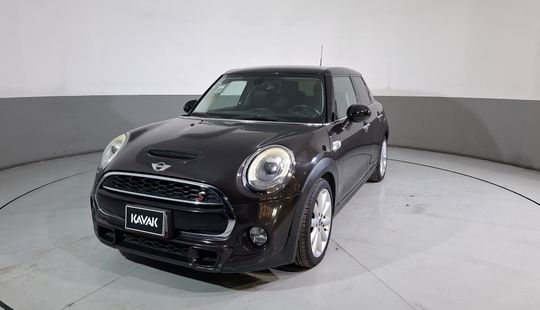 Mini • Cooper S