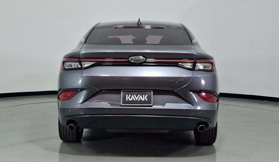 Jac J7 1.5 LIMITED CVT Hatchback 2022