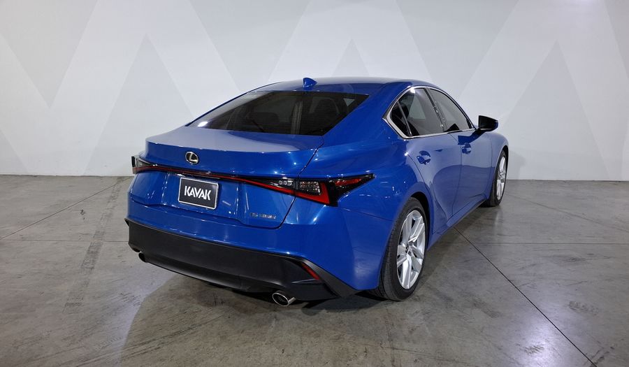Lexus Is 2.0 300 AUTO Sedan 2023