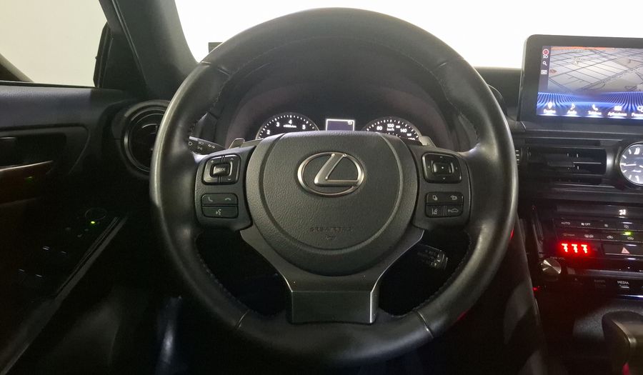 Lexus Is 2.0 300 AUTO Sedan 2023