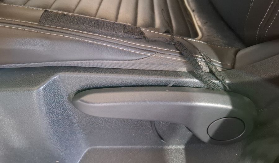 Renault Captur 2.0 ICONIC AUTO Hatchback 2018