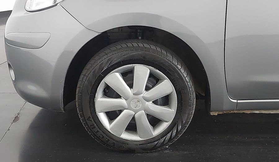 Nissan March 1.6 16V FLEX S Hatchback 2014