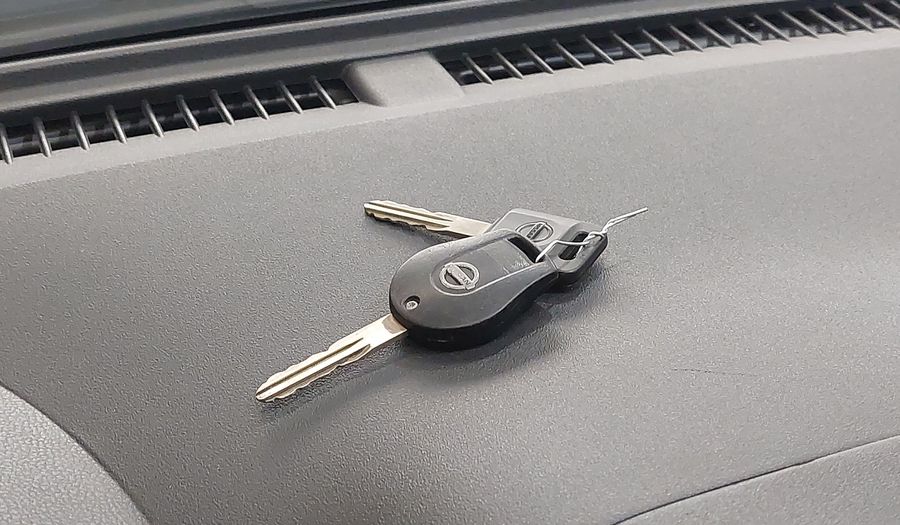 Nissan March 1.6 16V FLEX S Hatchback 2014