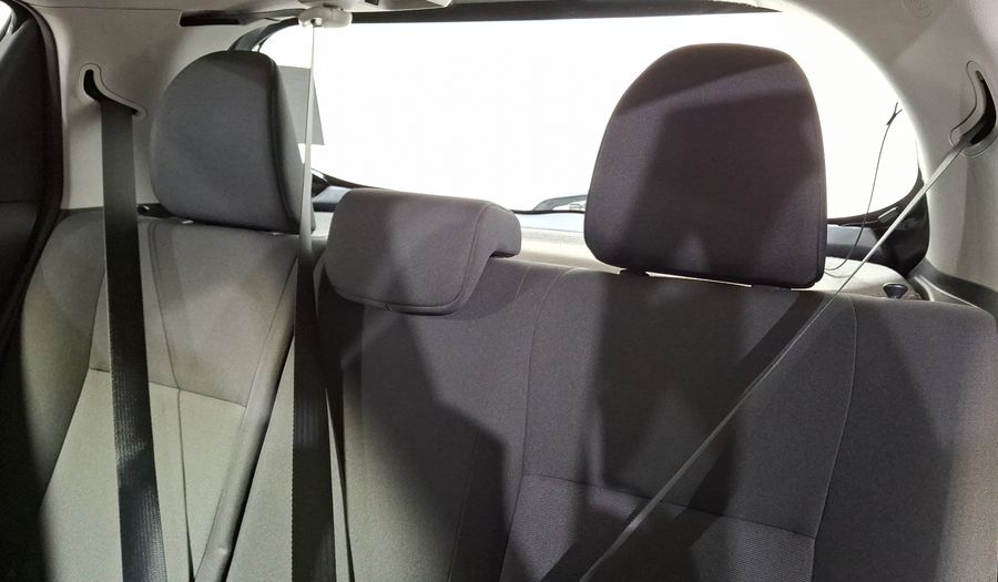 Toyota Yaris 1.5 SE AT 5PTAS Hatchback 2016