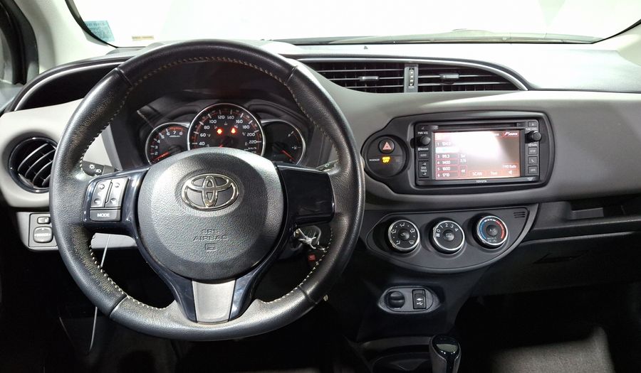 Toyota Yaris 1.5 SE AT 5PTAS Hatchback 2016