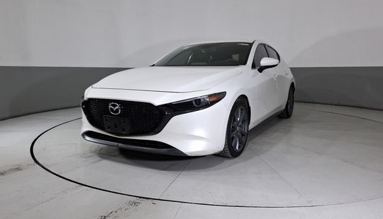 Mazda • Mazda 3