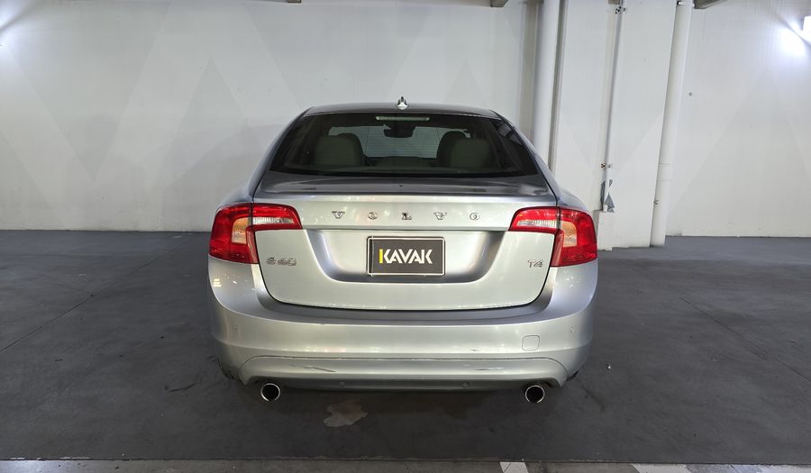 Volvo S60 2.0 ADDITION PLUS T4 AUTO Sedan 2016