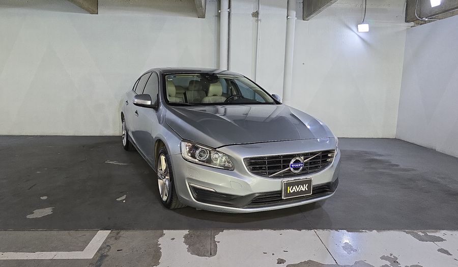 Volvo S60 2.0 ADDITION PLUS T4 AUTO Sedan 2016