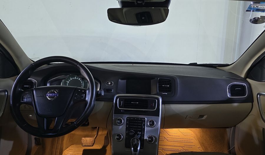 Volvo S60 2.0 ADDITION PLUS T4 AUTO Sedan 2016