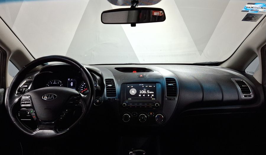 Kia Forte 2.0 EX AUTO Hatchback 2018