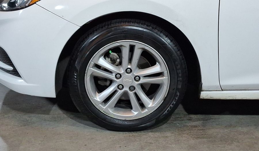 Chevrolet Cruze 1.4 LS A TURBO MT Sedan 2017