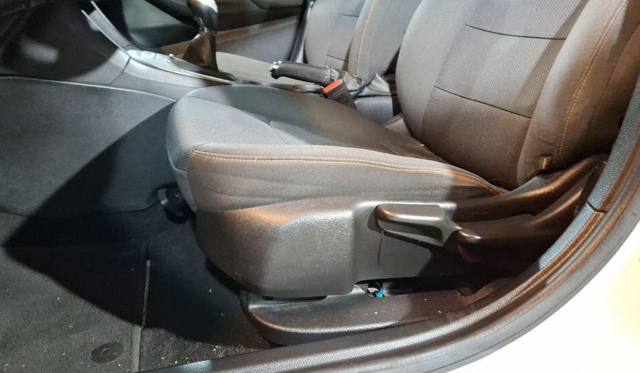 Chevrolet Cruze 1.4 LS A TURBO MT Sedan 2017