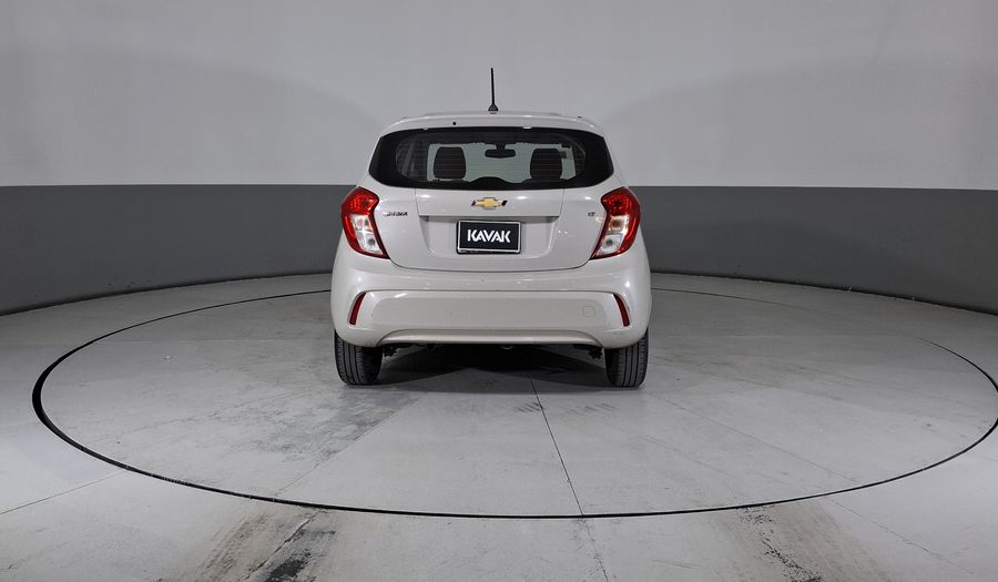 Chevrolet Spark 1.4 LT F AUTO Hatchback 2018