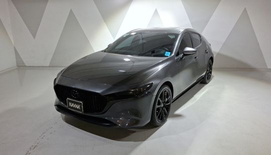 Mazda • Mazda 3