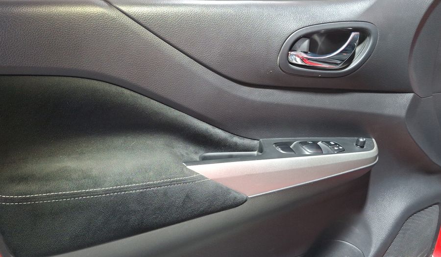 Nissan Np300 2.5 LE TM AC Pickup 2019