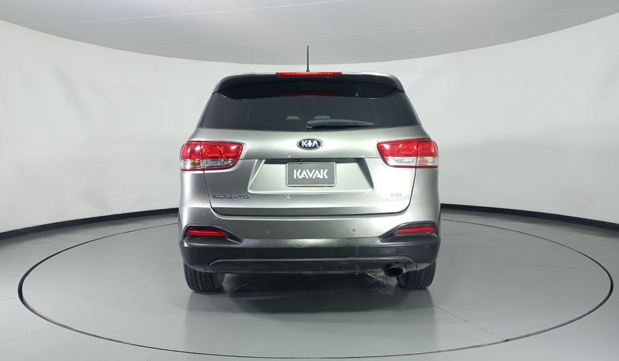 Kia Sorento 2.4 LX AT Suv 2017