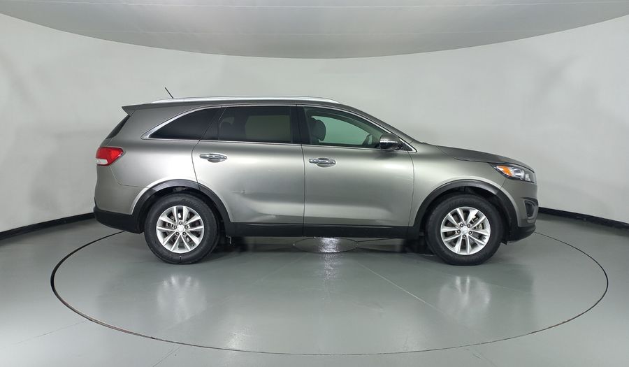 Kia Sorento 2.4 LX AT Suv 2017