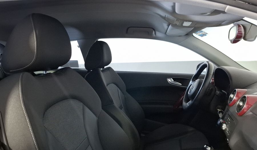 Audi A1 1.4 TFSI UNION SQUARE S TRONIC Hatchback 2012