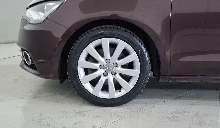 Audi A1 1.4 TFSI UNION SQUARE S TRONIC Hatchback 2012