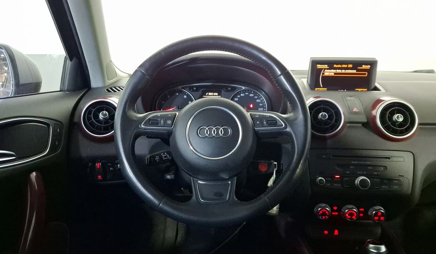 Audi A1 1.4 TFSI UNION SQUARE S TRONIC Hatchback 2012